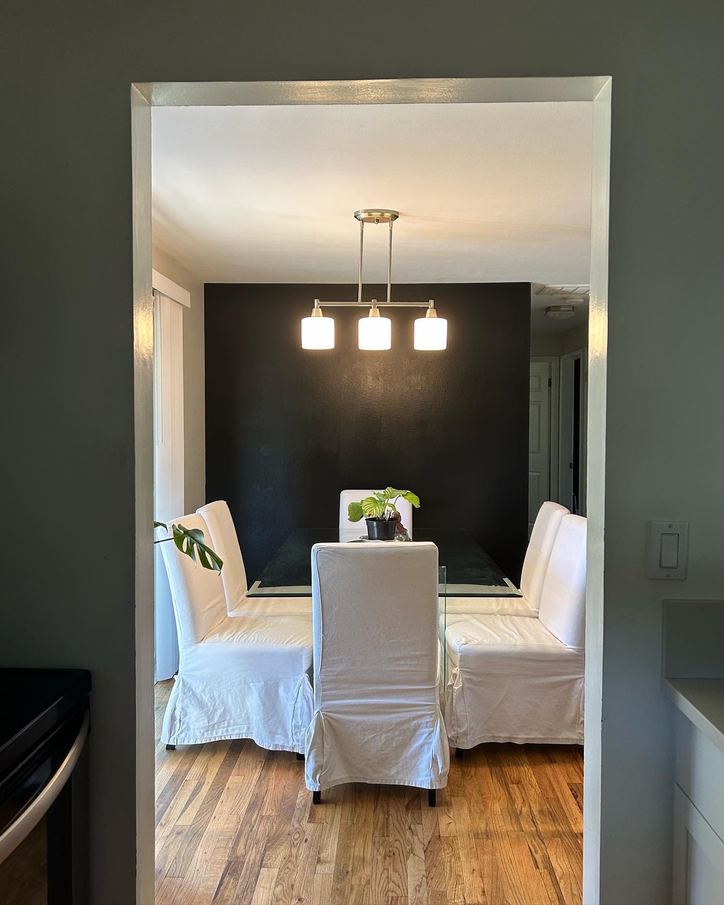 Glass Table And Chairs