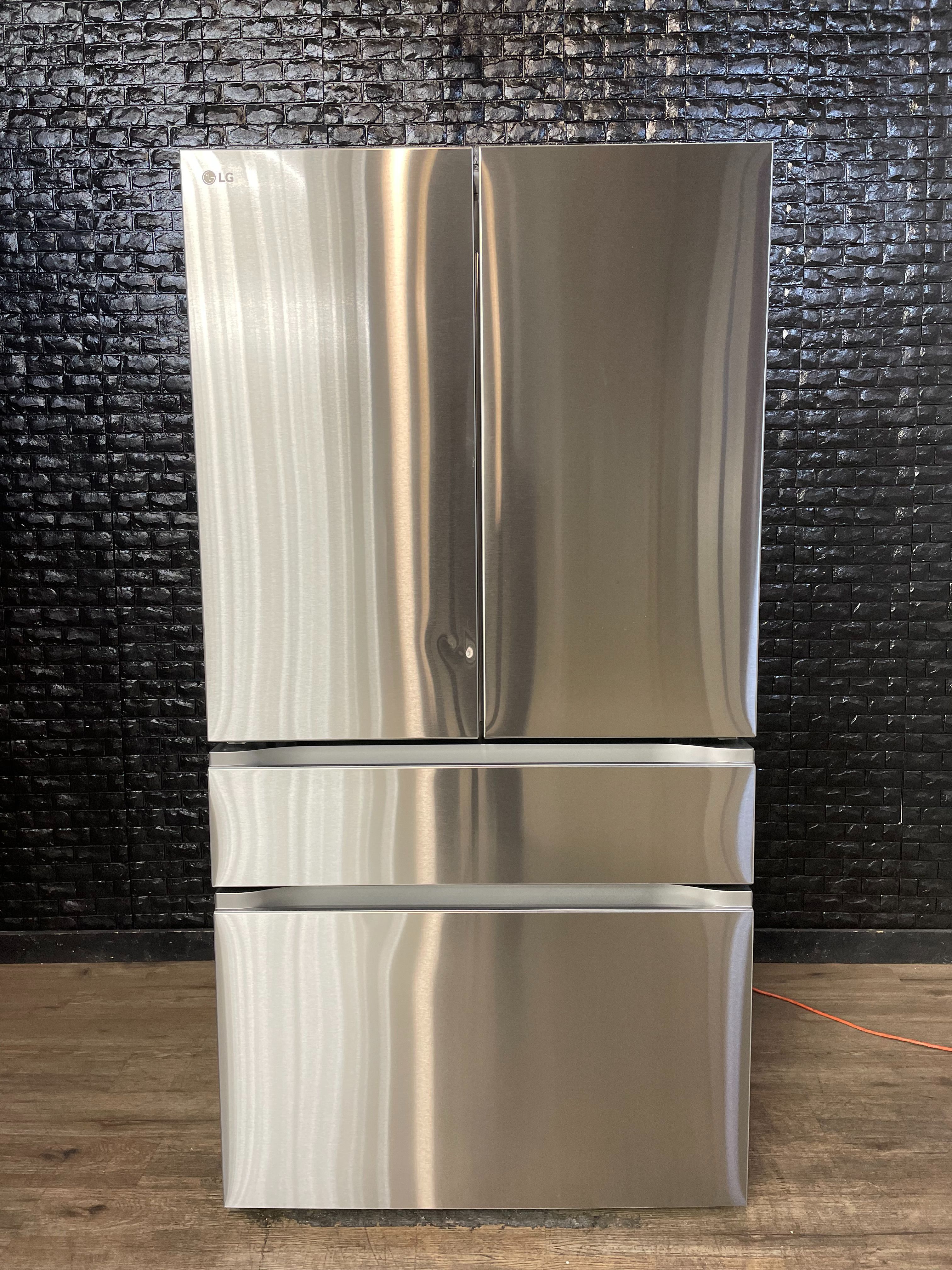 LG REFRIGERATOR w/WARRANTY! R2654A