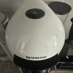 White Nespresso VertuoPlus (with Milk Frother)