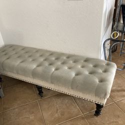 Upholstered Bedroom Bench/Ottoman 