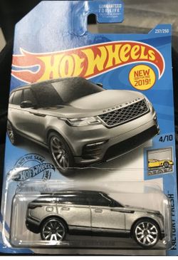 Range Rover Velar #237 Silver Factory Fresh 2019 Hot Wheels Case P