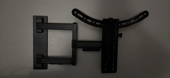 SANUS Decora Full-Motion TV Wall Mount for 26"-65" TVs