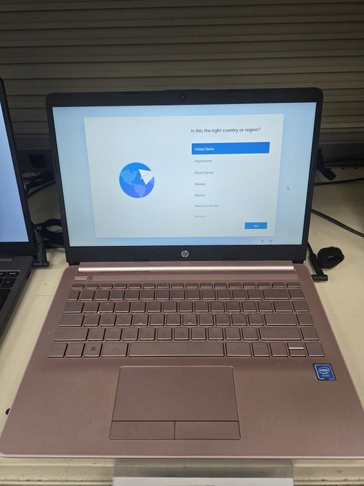 HP Laptop Pink Intel Celeron 14"