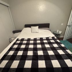 Queen Sized Bed With Headboard Frame