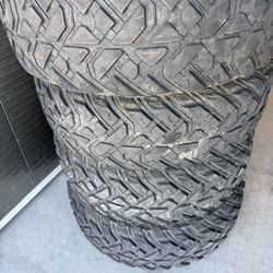 Used Fuel Gripper sxs tires 30x10x15