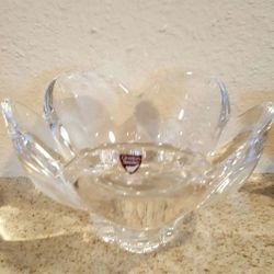 Orrefor's Swedish Crystal Petal bowl