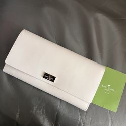 NEW KATE SPADE WALLET - PERFECT GIFT