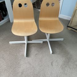 Child’s Desk Chairs(2)