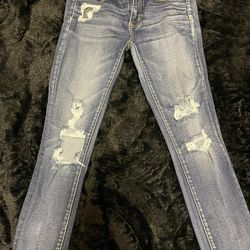 TONS OF CLOTHES FOR SALE