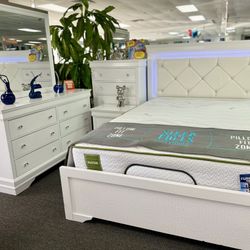 Limited Time Special🚨Beautiful White 5pc Bedroom Furniture Set Available Crazy Deal Now $699