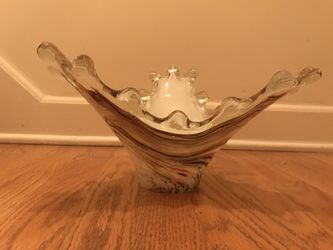 Glass bowl