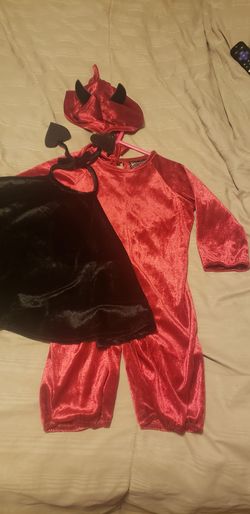 3 piece lil Devil costume size 9-12 months
