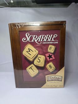 Scrabble Vintage Bookshelf Edition
