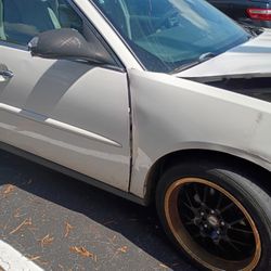 2005 Buick Lacrosse 