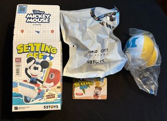 52Toys Mickey Mouse Setting Off - Sky Roaming