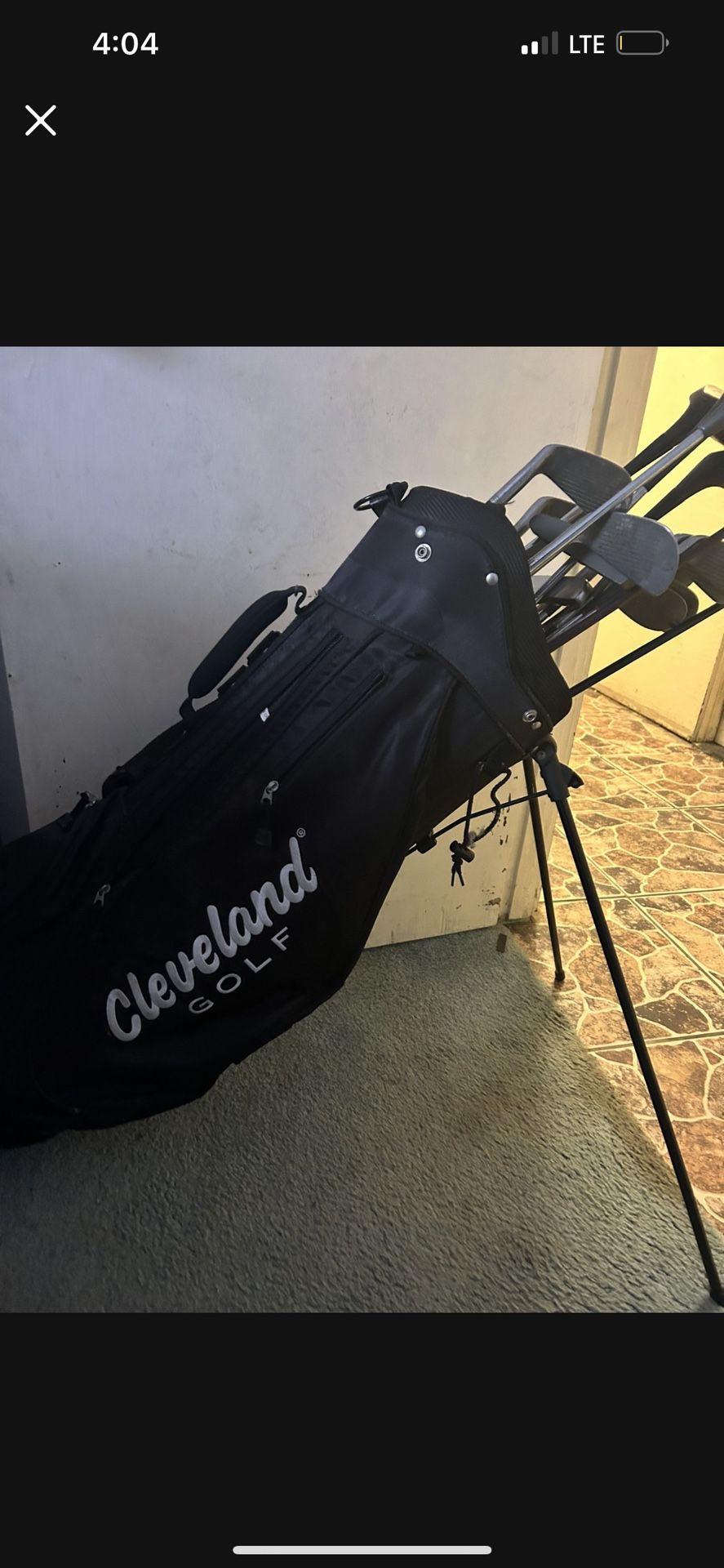 Cleveland Golf Bag And Titliest Clubs