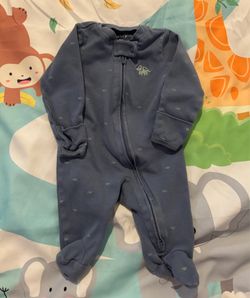 Carters 2-way zipper onesies size 3months