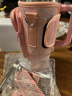 Rhinestone Carrier W/40oz Tumbler