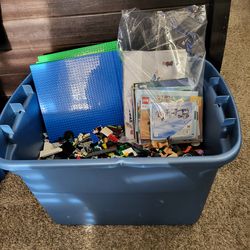 Assorted Legos
