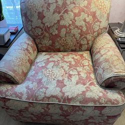 Oversized chair