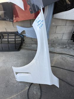 Bmw 740 Left Fender