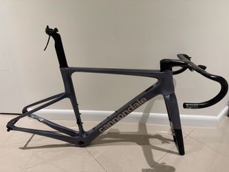 2023 Cannondale Supersix Evo 1 Road Bike Frame Set size 51 with MOMO handlebar