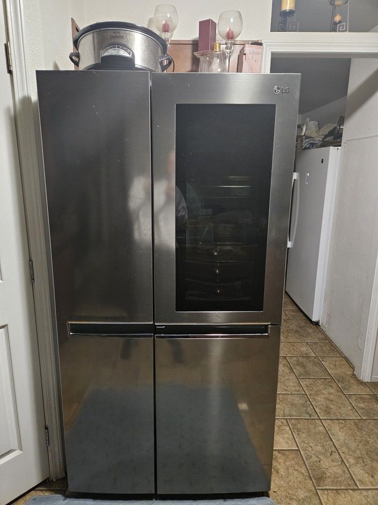 LG Refrigerator