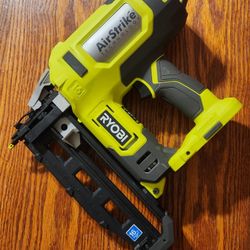 18V ONE+ AIRSTRIKE 16GA FINISH NAILER 