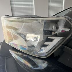 Headlight Dodge Ram