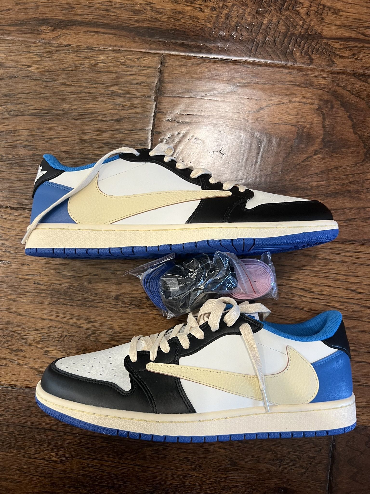 Jordan 1 Low Travis Scott “fragments” 1:1