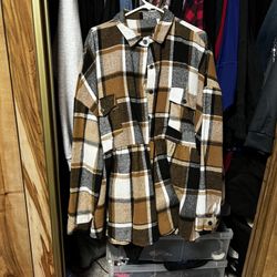 Plus Size Smoke Free Home Size 24,26,Torrid 4 