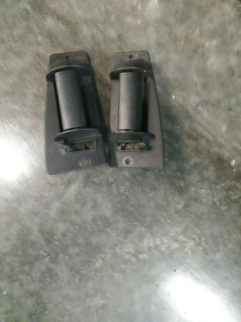 2004 Chevy silverado door handles