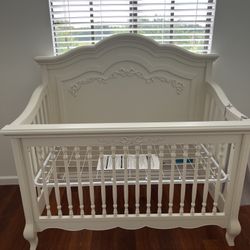 Evolur Aurora Baby Furniture Ivory Lace