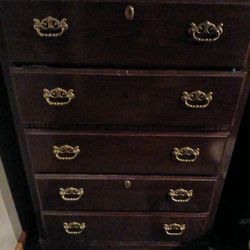 Free Dresser