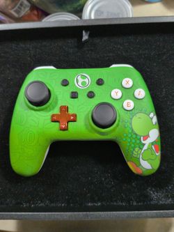 Wired Controller for Nintendo Switch - Yoshi.  (#10726)