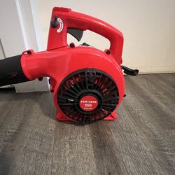 Craftsman B2000 Leaf Blower, 25cc, 2-cycle gas engine.