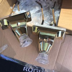 2 Moet Facets For The Bathroom 