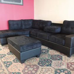 BRAND NEW REVERSIBLE SECTIONAL SOFA WITH STORAGE OTTOMAN 