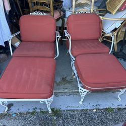2 Vintage Chairs 