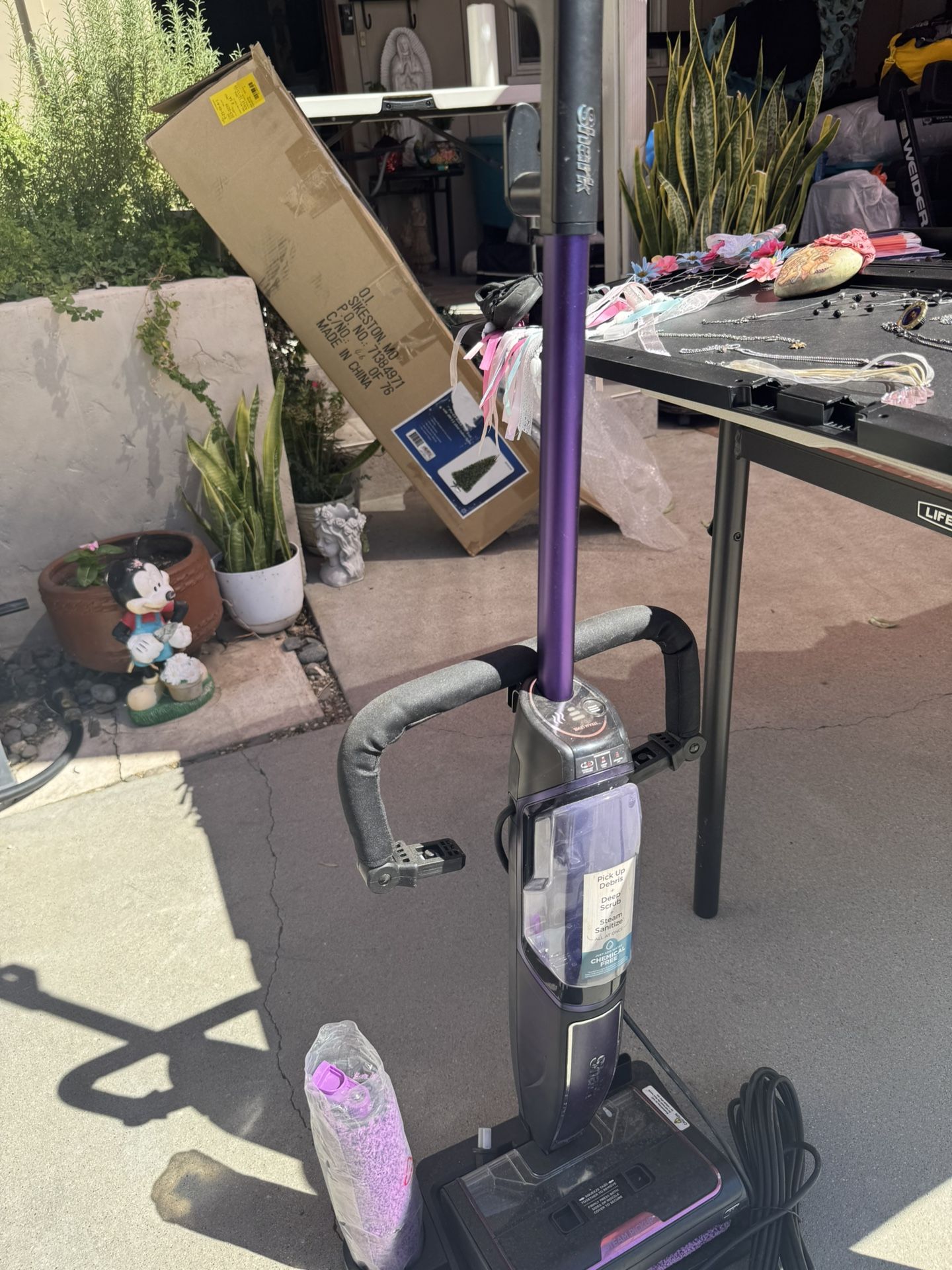 Shark Vacuum 