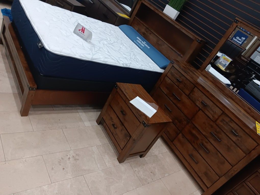 *Fantastic Deal* Alton Rustic Wood Queen/King Bedroom Sets...