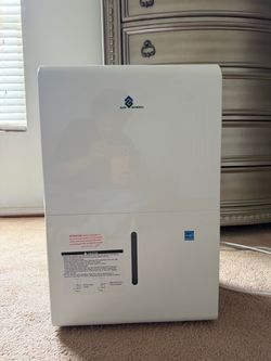 AirGreen 50-Pint Dehumidifier with Pump – Excellent Condition