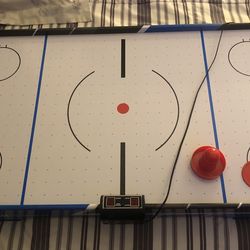 Air Hockey Table