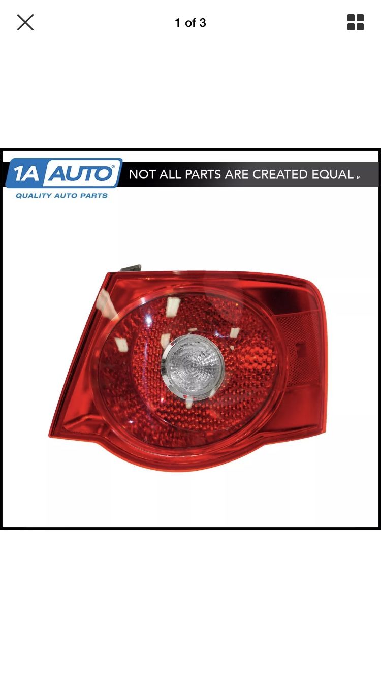 05-07 jetta sedan rear right pass side Taillight