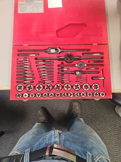 Tap And Die Set