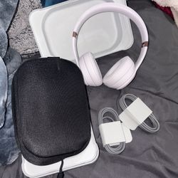 Beats Solo 4