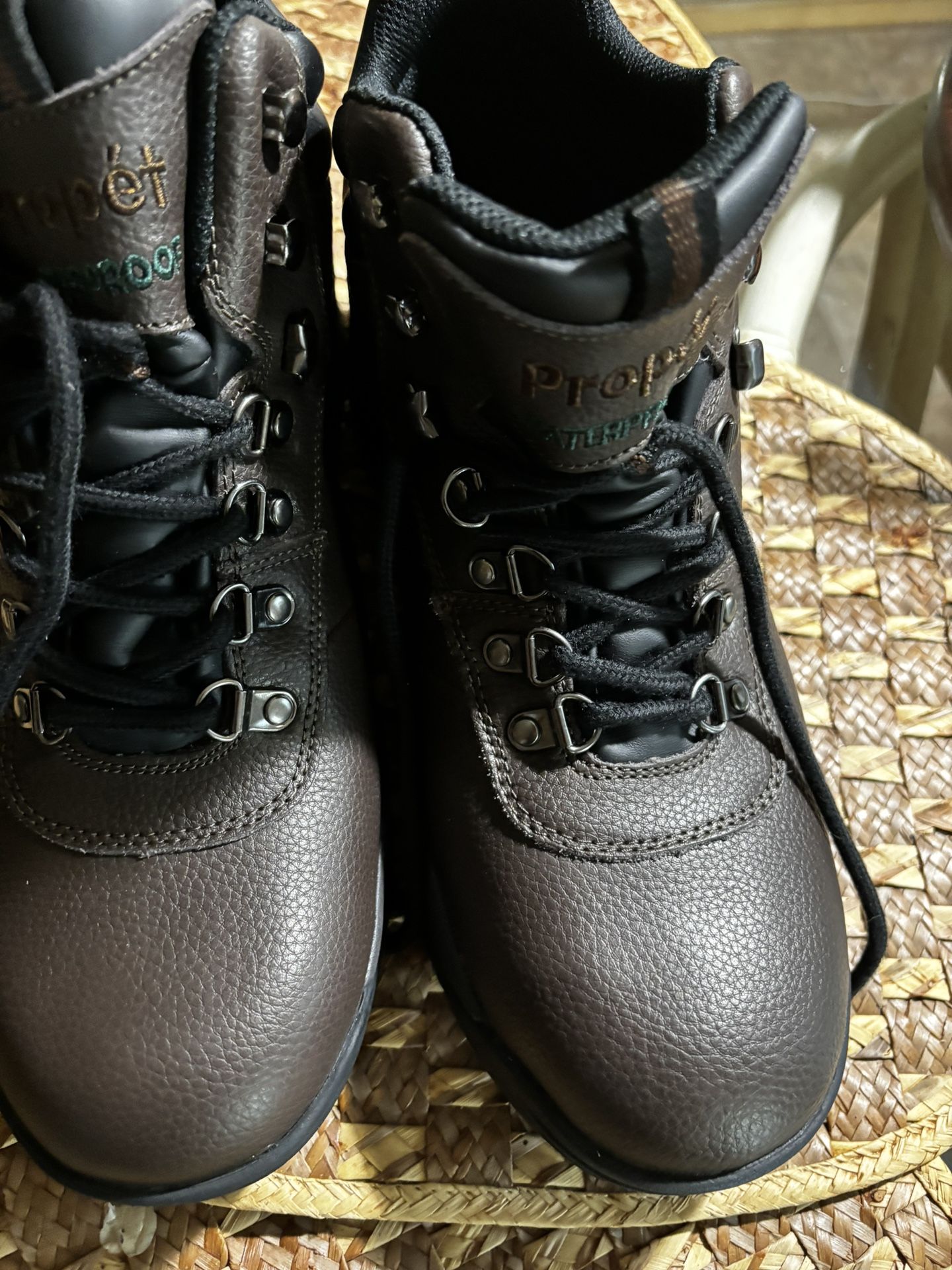 Brand New Mens Work/Casual Boots