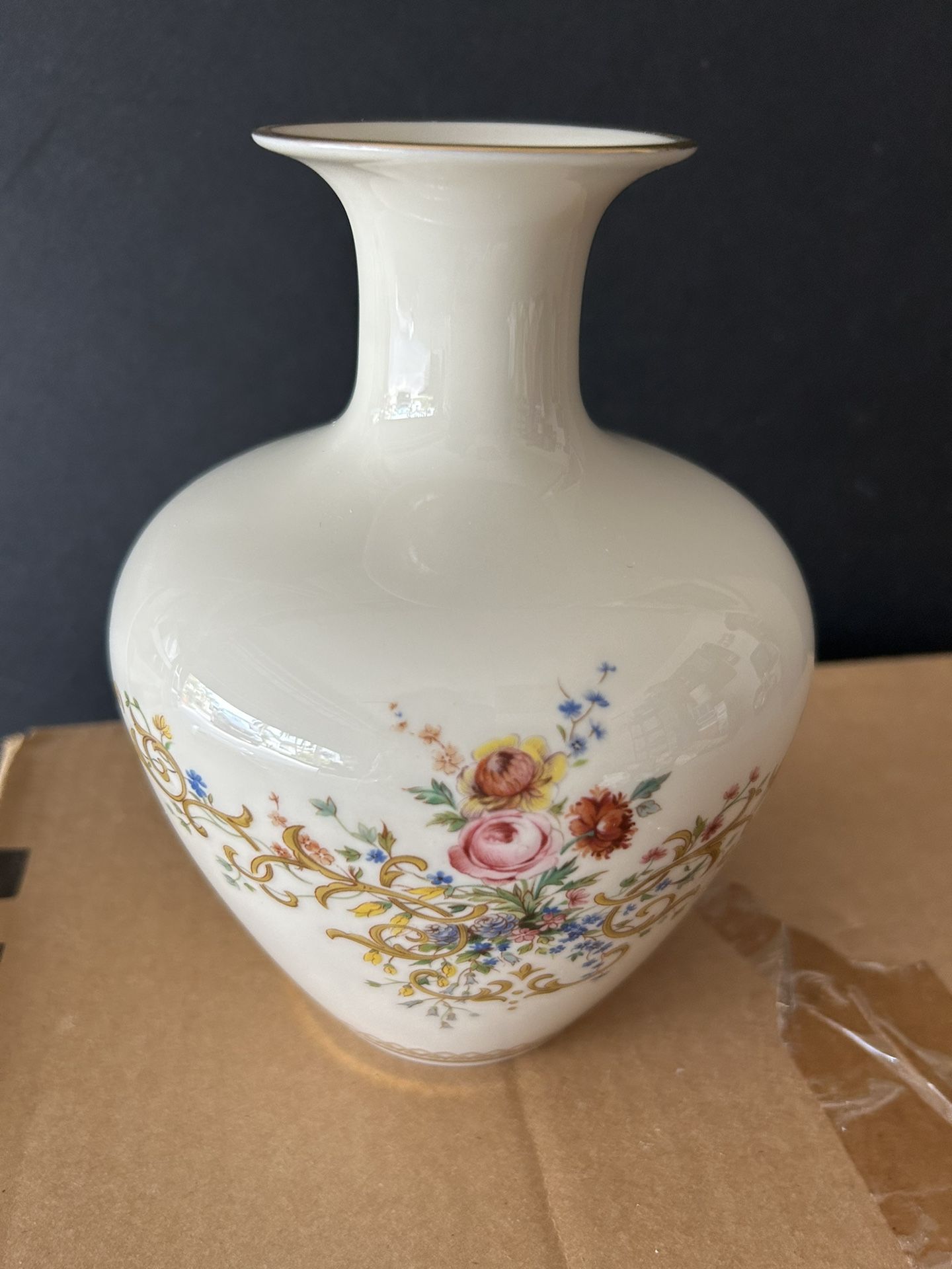 Royal Doulton Queen Anne Vase