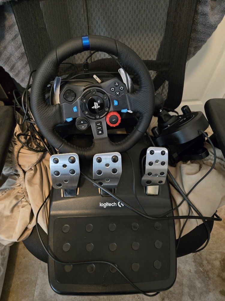 Logitech G29 Steering Bundle