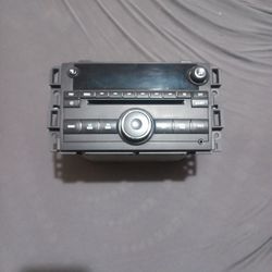 2011 Chevy Avalanche Radio
